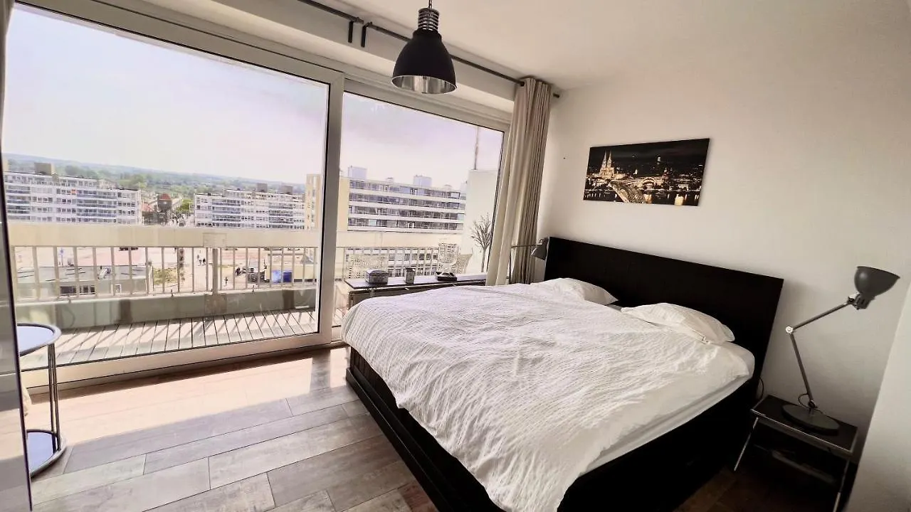 Ocean Breezeapartment: Wakeup 2 Sound Of The Waves Zandvoort Apartment